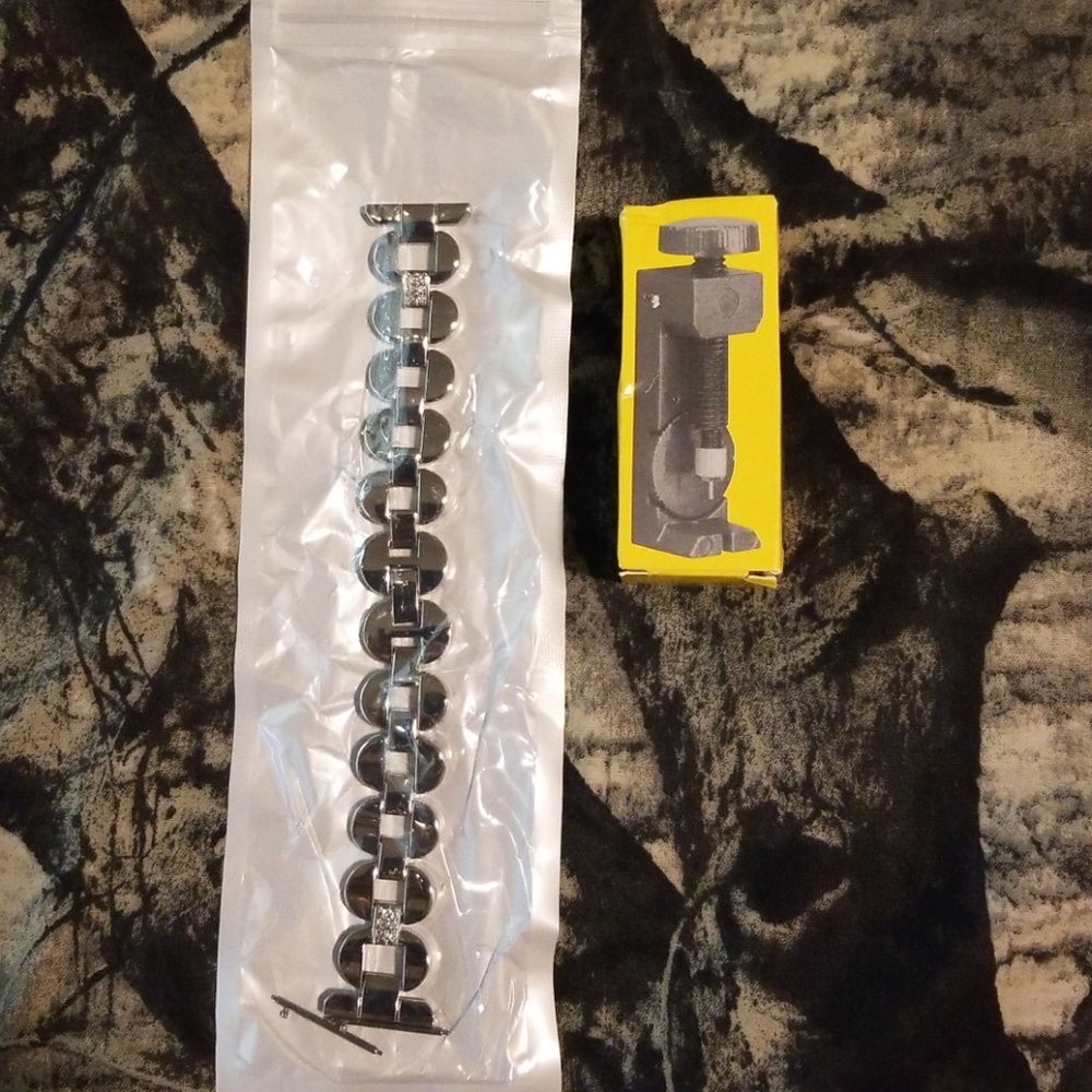 Beautiful 22 mm stainless steel band